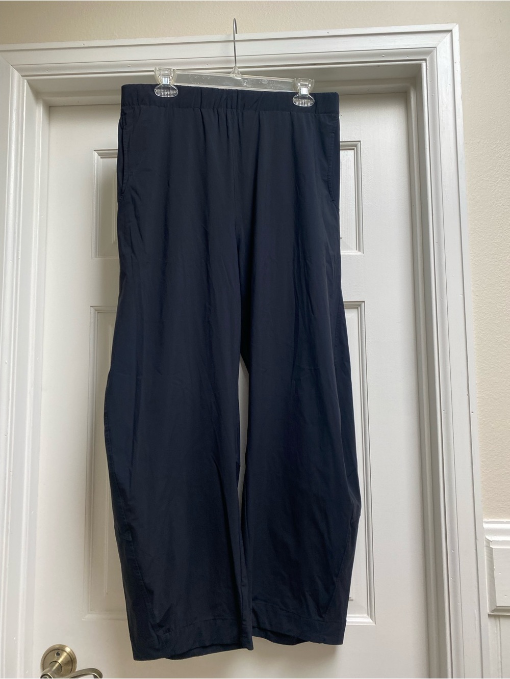 Ruti On The Loose work pant in Black - Picture 9 of 14